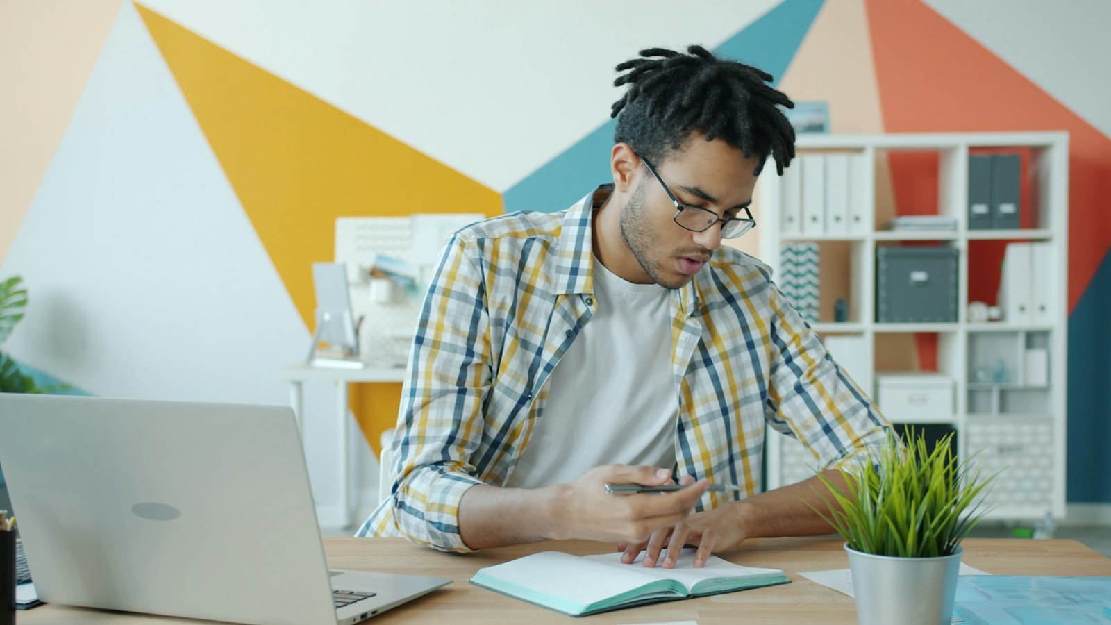 WebsiteRed research desk for AI website builder setup: what to check before publishing
